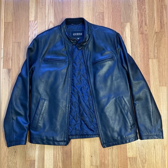 Vintage Guess leather jacket in excellent condition! - Picture 2 of 12